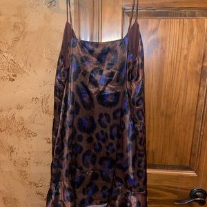 Women’s Flowy Dress
